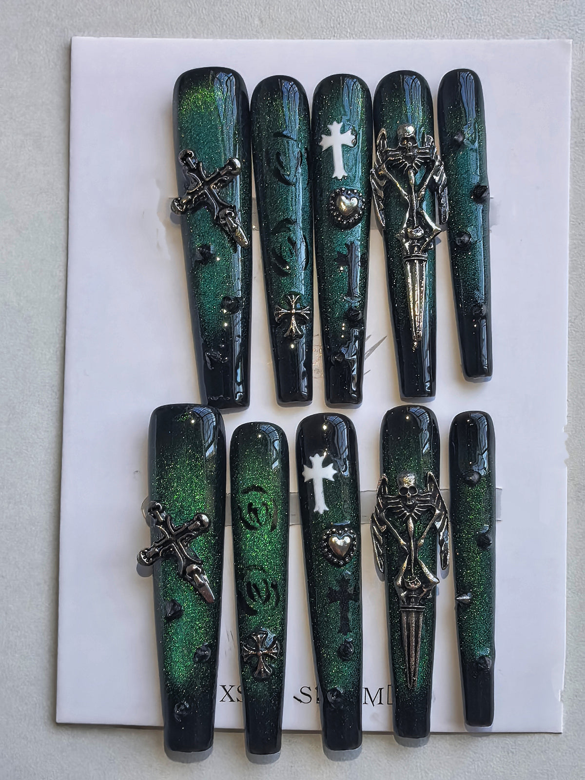 Halloween  press on nail with rainbow flash