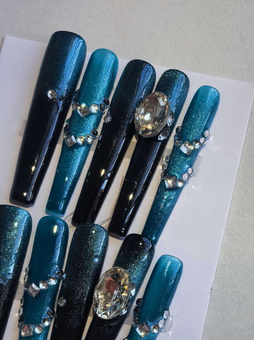 Blue cat eye Press On Nails